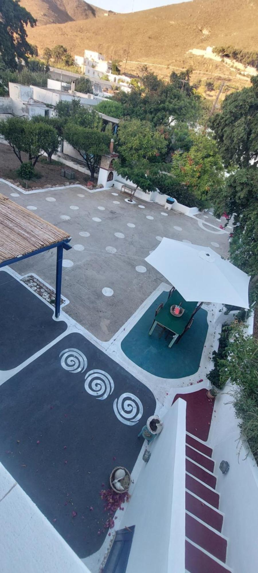 דירות Livadi  Ο Μπαξεσ מראה חיצוני תמונה